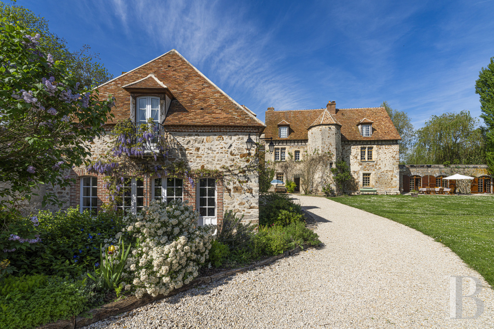 A 17th-century priory on the banks of the Seine, not far from Provins, in the Aube department - photo  n°27